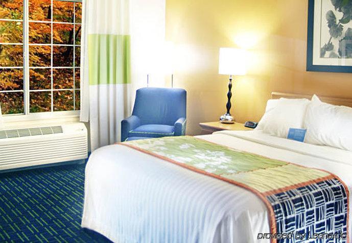 Fairfield Inn And Suites By Marriott Cincinnati Eastgate Kamer foto