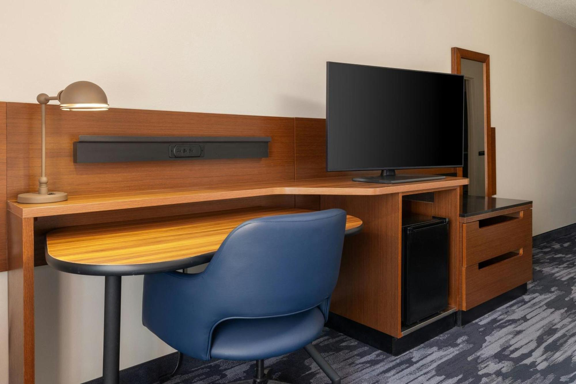 Fairfield Inn And Suites By Marriott Cincinnati Eastgate Buitenkant foto