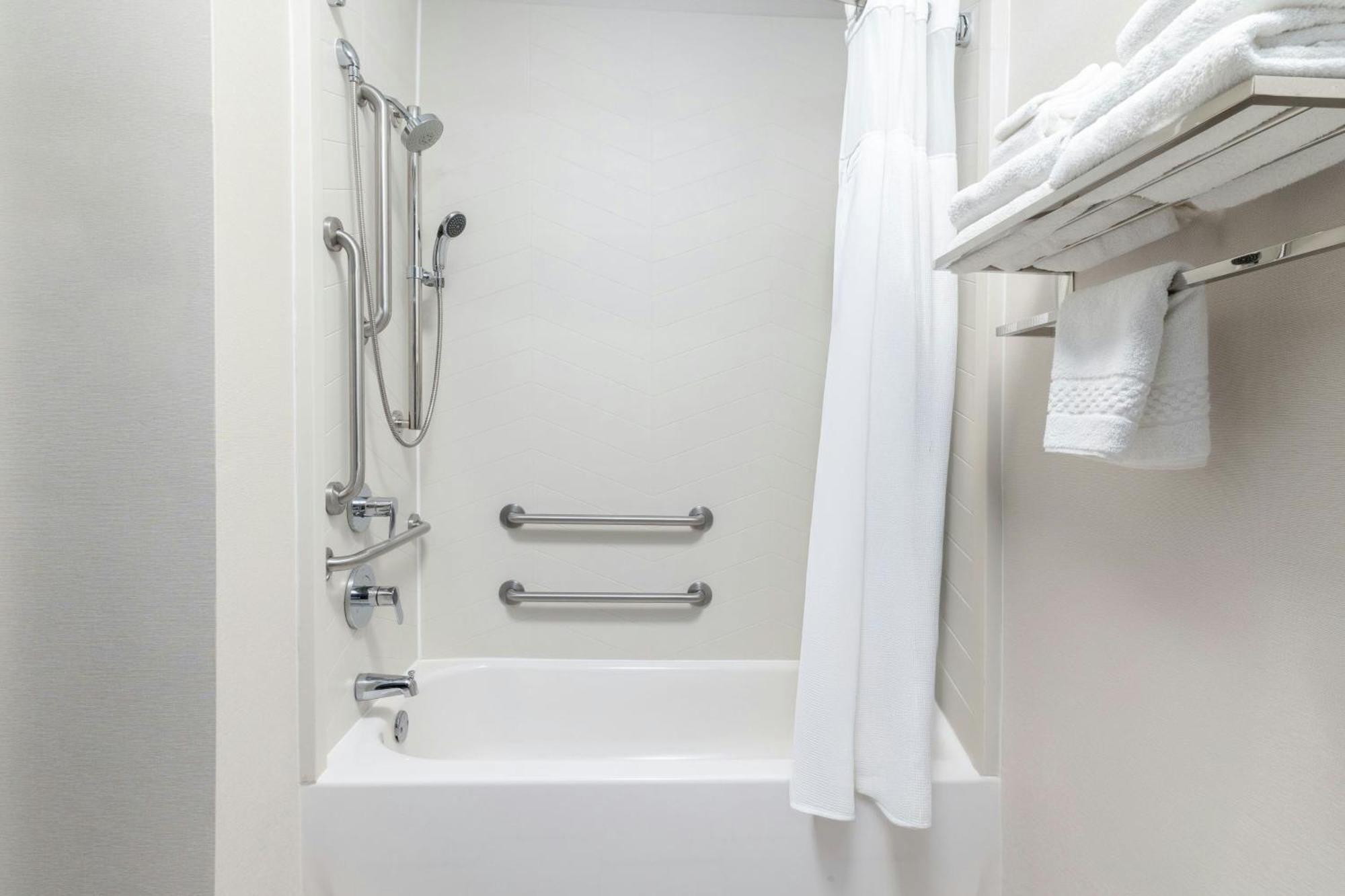 Fairfield Inn And Suites By Marriott Cincinnati Eastgate Buitenkant foto