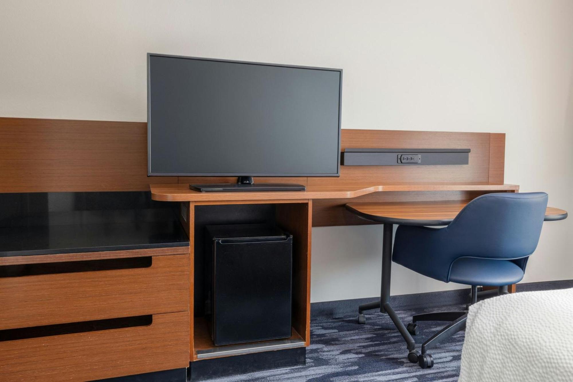 Fairfield Inn And Suites By Marriott Cincinnati Eastgate Buitenkant foto